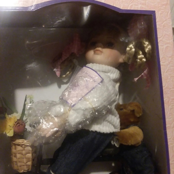 Porcelain Doll - Picture 4 of 5